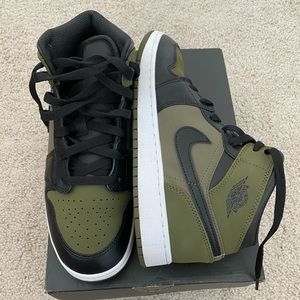 Air Jordan 1 (GS)